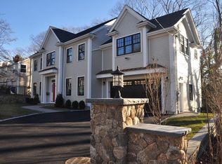 14 Burnside Rd, Needham, MA 02494