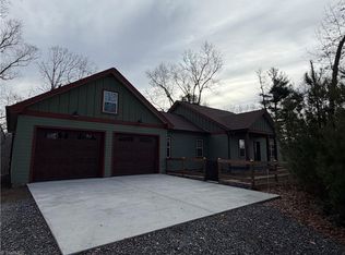 223 Autumn Fern Trl, West Jefferson, NC 28694