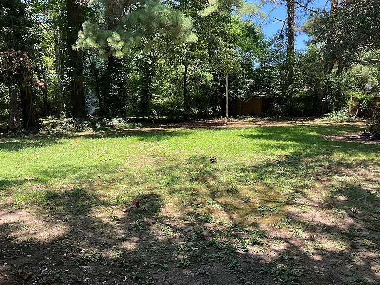 3056 Woodview Dr — Photo 7