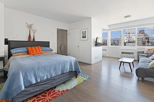 Sold by Douglas Elliman | media 13