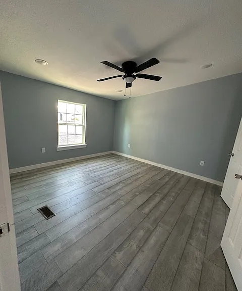 2491 Live Oak Rd — Photo 2