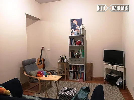 Rented by Citi Habitats | media 18