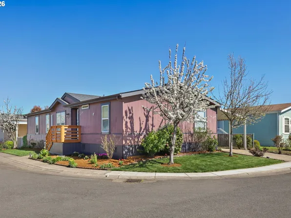 1699 N Terry St Space 379, Eugene, OR 97402