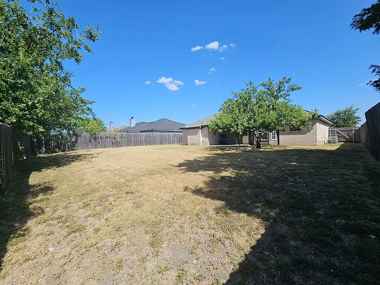 4211 Breckenridge Dr — Photo 19