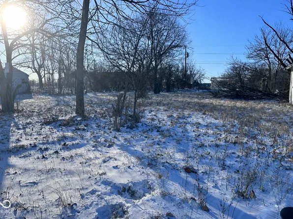 1607 E Butler St, Muncie, IN 47303