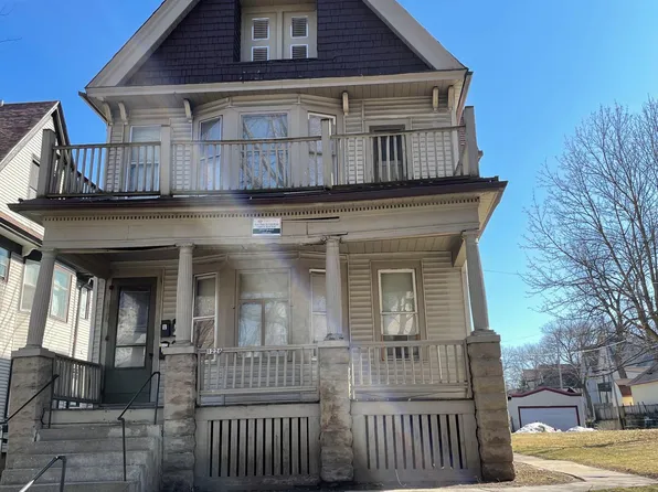 1226 N 33rd St #3, Milwaukee, WI 53208