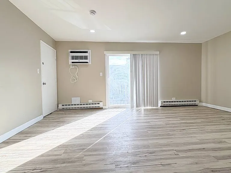 4121 Bonhill Dr #2C — Photo 6