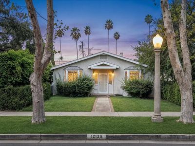 12129 Cantura St, Studio City, CA, 91604