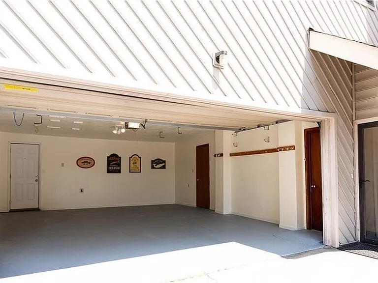 910 Ocean View Ave #26 — Photo 6