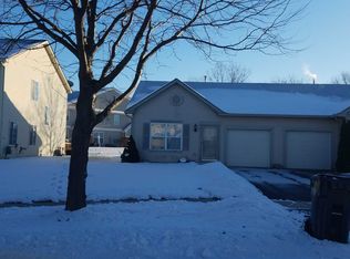 1472 Red Top Ln, Minooka, IL 60447
