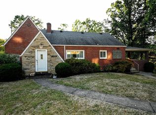 5126 Springdale Dr, Pittsburgh, PA 15236