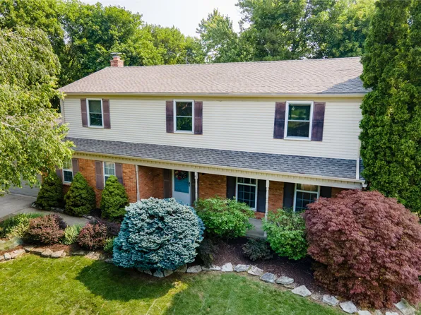 707 Rutgers Rd, Rochester Hills, MI 48309