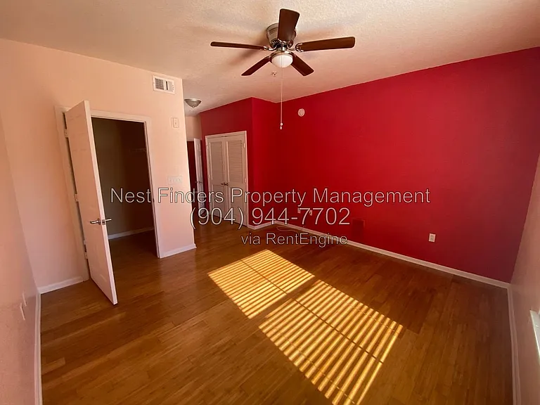 8539 Gate Pkwy W #122 — Photo 21