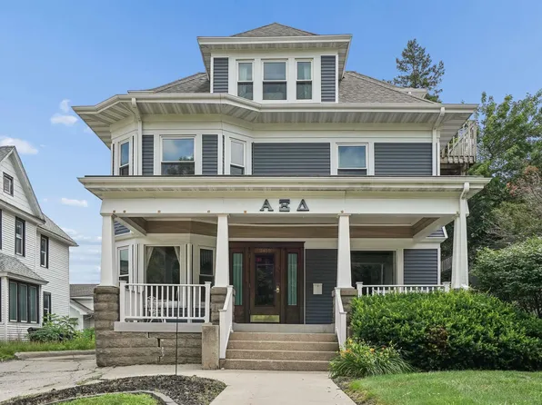 2410 College St, Cedar Falls, IA 50613