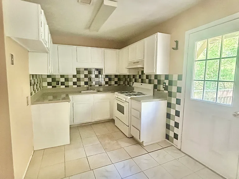 115 Caboose Ct #115 — Photo 1