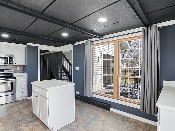 5th image of 422 Pembroke Rd SW