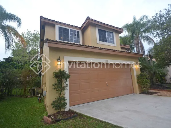 18210 NW 19th St, Hollywood, FL 33029