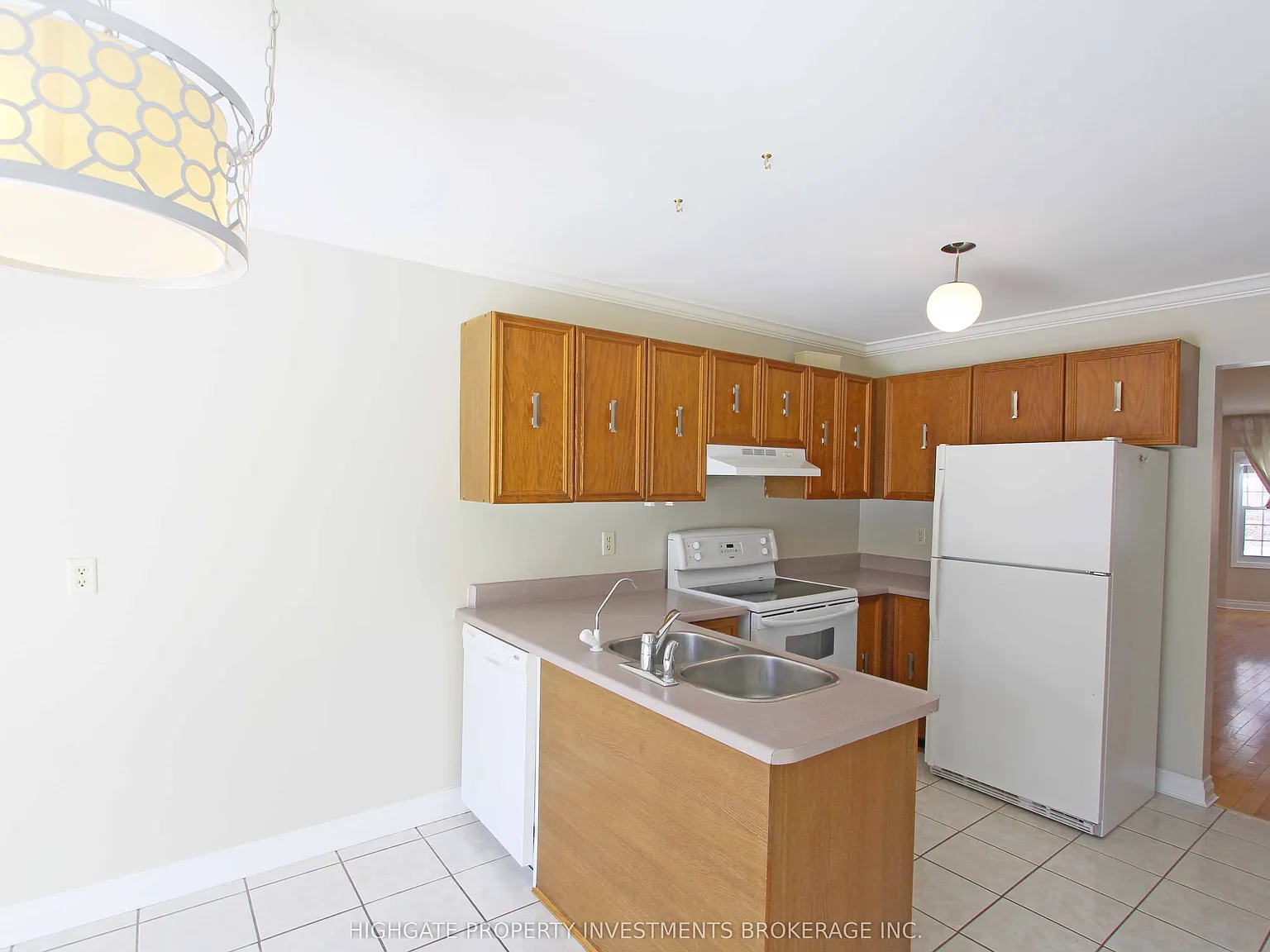 3 bed, $2,700 — Photo 4