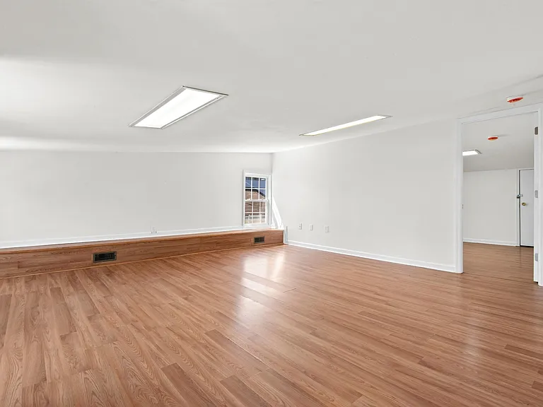 28 Armstrong Ave #2 — Photo 17