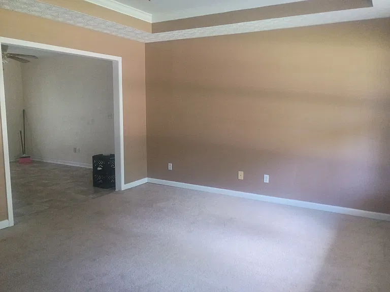 13704 Bohannon Ave — Photo 6