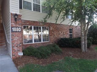 1880 Crest Hollow Dr APT 202, Winston Salem, NC 27127