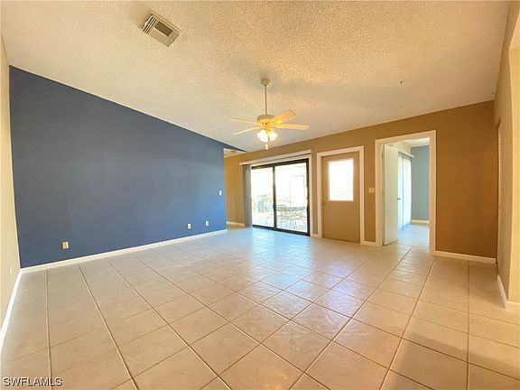 5th image of 15455 Crystal Lake Dr