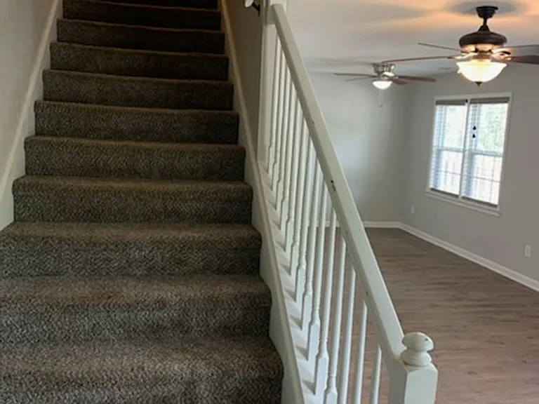 106 Winterberry Ln — Photo 9