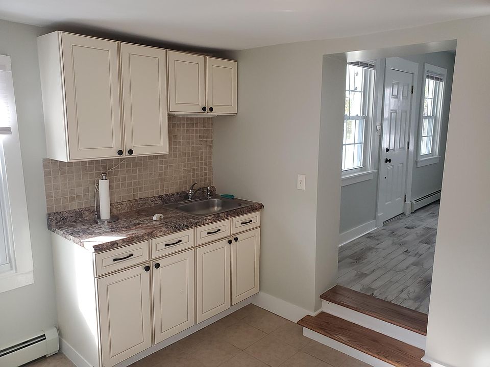 1st image of 8 Park Ave #3