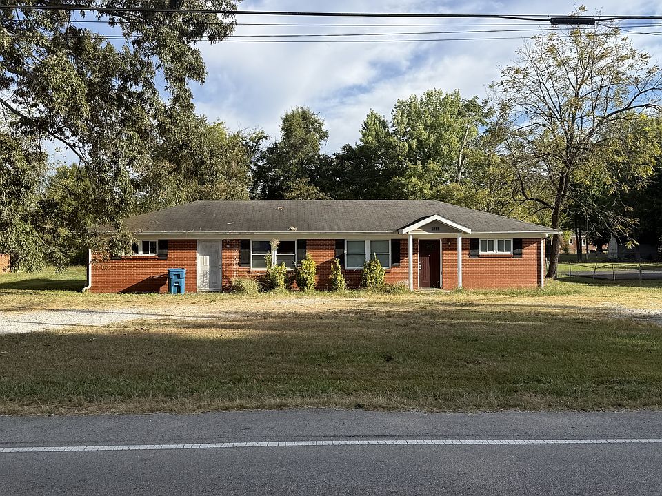 1st image of 909 Oak Dr