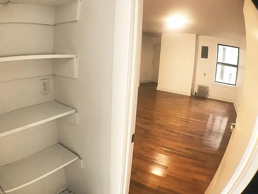 Rented by Lang Realty LLC | media 31