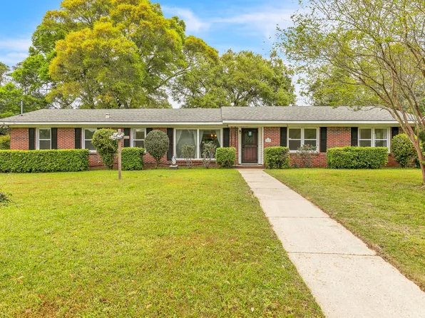 5062 Chauntecleer Ct, Mobile, AL 36693