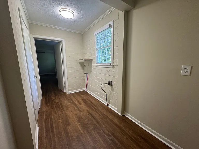 6243 Highland Ave — Photo 14