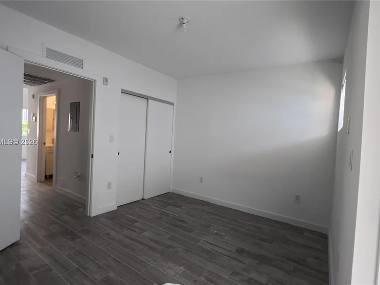 1035 Euclid Ave #25 — Photo 13