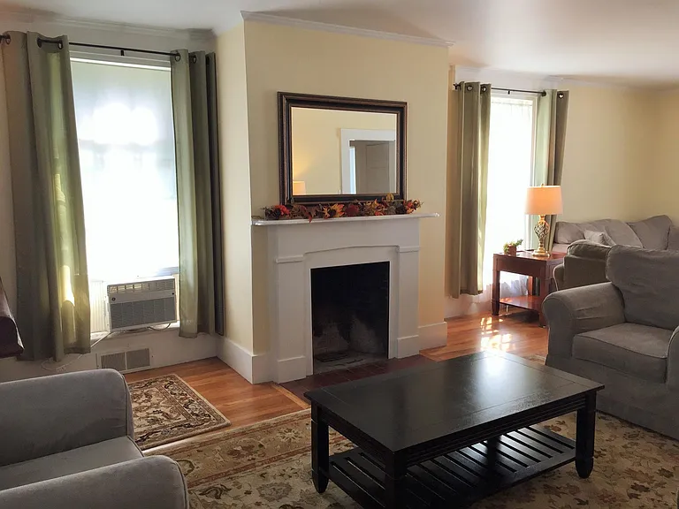 14 S Chestnut St — Photo 7