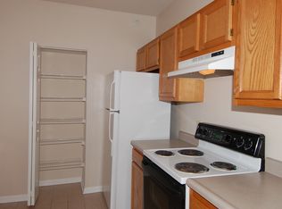 1700 Charleston Ct, Florence, KY 41042