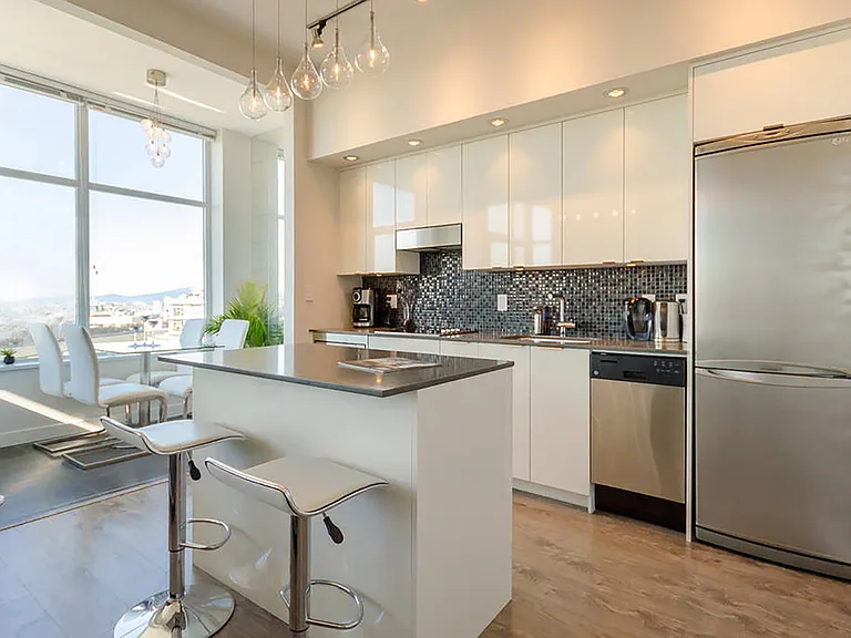 2788 Prince Edward St #1005 — Photo 2