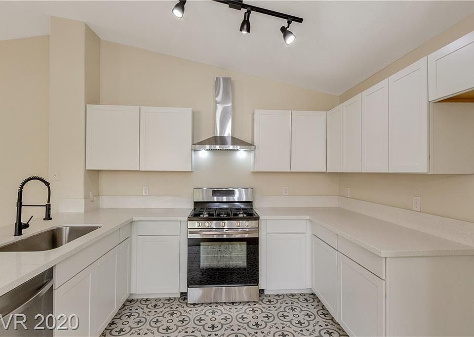 1st image of 716 Yacht Harbor Dr Unit 203
