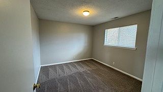 3rd image of 1612B Glowmont Dr