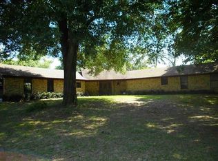 132 Cedar Bnd, Gladewater, TX 75647