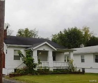 7518 Trenton Ave photo 1