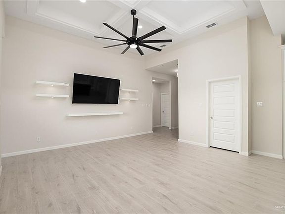 5th image of 3006 E Uva Ave
