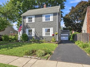 141 Rosemere Rd, Pawtucket, RI 02861
