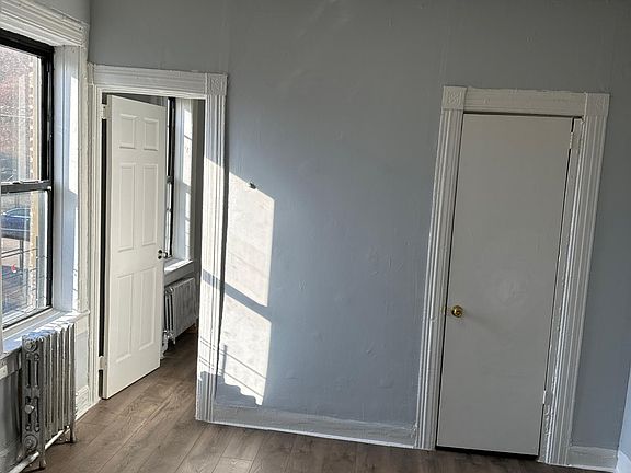 2nd image of 138 Orchard St APT 2R