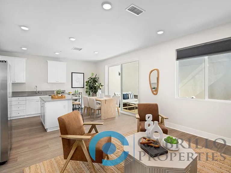 1675 Neptune Ave — Photo 12