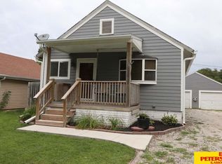 936 W South St, Fremont, NE 68025