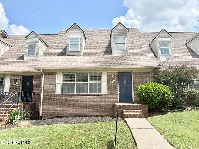 1st image of 2026 Cochran Pl