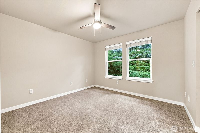 3rd image of 5385 34th Street E