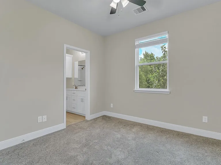 8318 Sunnyhill St — Photo 21