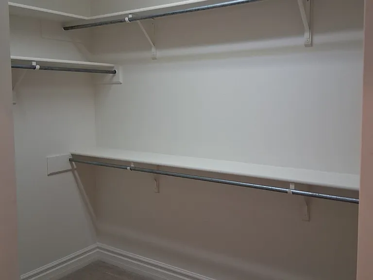 44 Emory Ct — Photo 18
