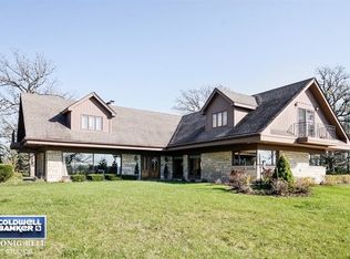 9 Bell Oak Ln, Lemont, IL 60439